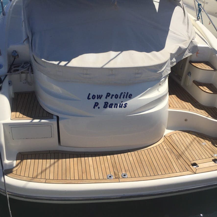 Natural teak deck in Puerto Banús