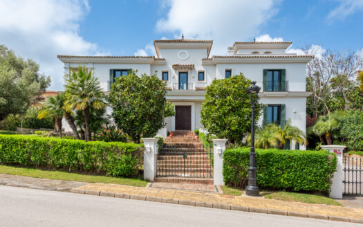 Villa-en-venta-San Roque Club | VI26206